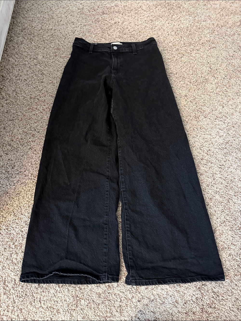 Universal Thread Black Straight Leg Women’s Jeans